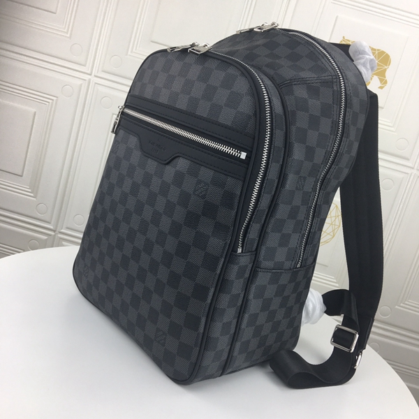 ルイヴィトンバッグ背面デザイン